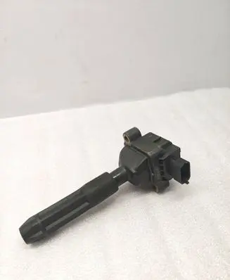 Mercedes-Benz C W203 High voltage ignition coil A0001501780 ZS0009 0040100039