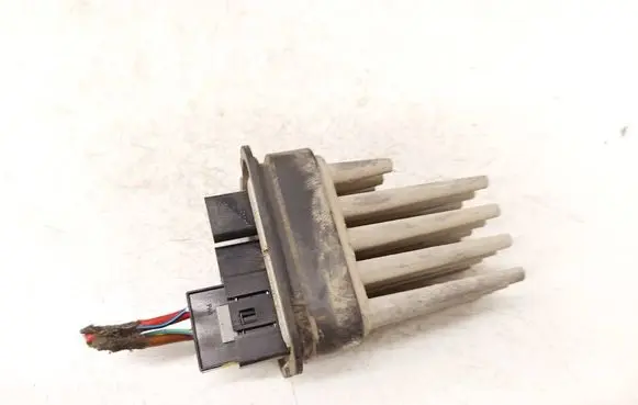 Opel Zafira B Heater blower motor/fan resistor 90566802