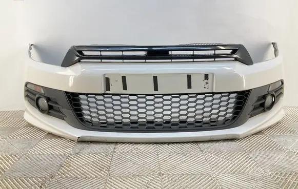 Volkswagen Scirocco Front bumper 1K8807221H 1K8807221J