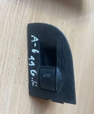 Audi A6 S6 C5 4B Electric window control switch