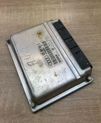 Audi A4 S4 B5 8D Engine control unit/module ECU 4B0907401E 0281001833