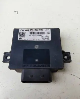 Volkswagen PASSAT B7 Power management control unit 3AA919041 8ES01045240