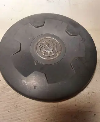 Opel Vivaro R16 wheel hub/cap/trim 8200069017