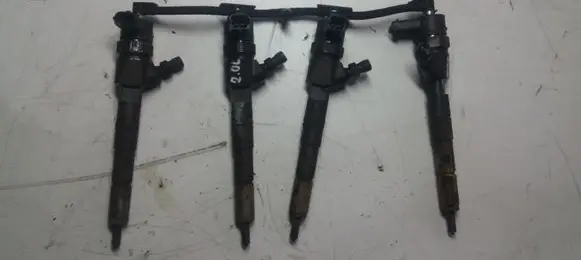 Opel Insignia A Fuel injectors set 0445110327