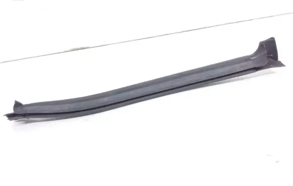 BMW 3 E46 Engine compartment rubber 8215887