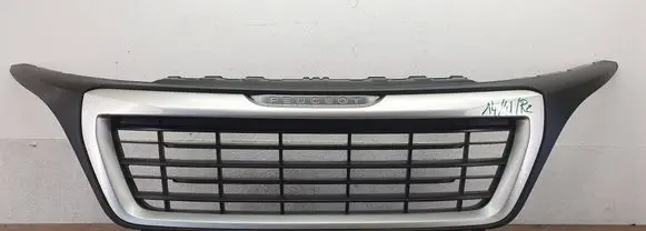 Peugeot Boxer Front bumper upper radiator grill 1314847070 A026