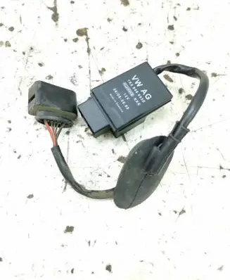 Skoda Octavia Mk2 (1Z) Fuel injection pump control unit/module 1K0906093E 06080605