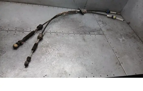 Volvo V50 Gear shift cable linkage 30759150