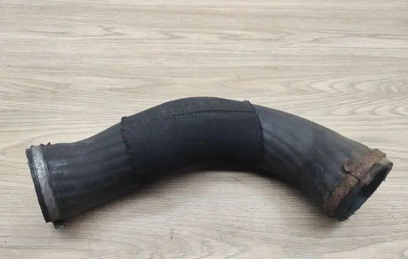Volvo V70 Intercooler hose/pipe 30792300