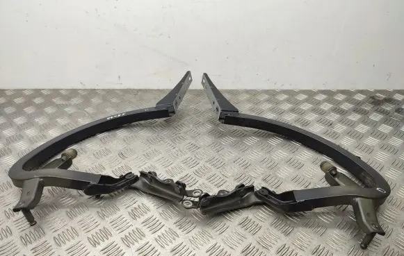 Audi A6 C7 Tailgate/trunk/boot hinge 4G5827302B 4G5827301B