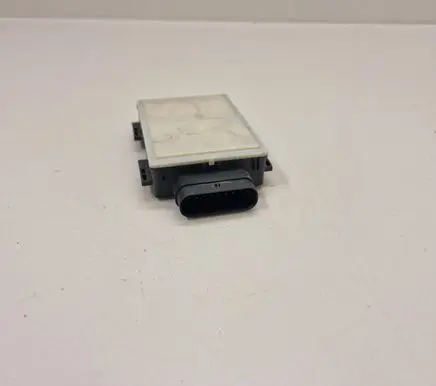 BMW 7 G11 G12 Blind spot module 6899503