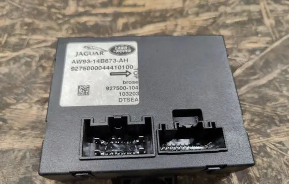 Jaguar XJ X351 Tailgate/trunk control unit/module AW9314B673AH