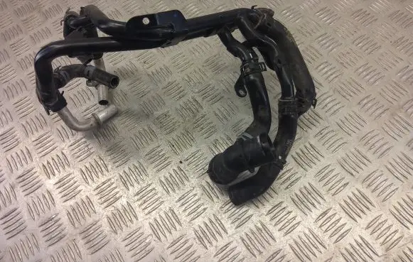 Audi A6 S6 C7 4G Engine coolant pipe/hose 04L122157BQ