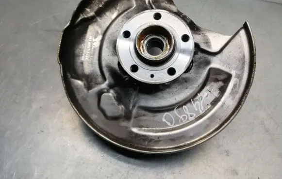 Volvo XC90 Rear wheel hub 32217286