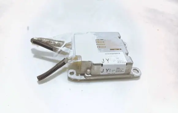 Toyota Avensis T270 Airbag control unit/module 8917005230