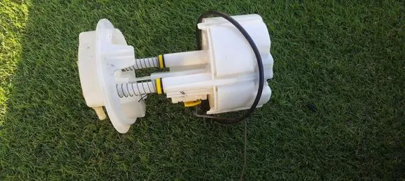 Renault Clio II Fuel level sensor 8200128479
