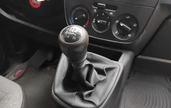 Gear shifter/selector