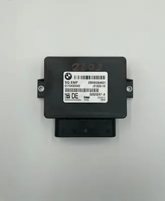 BMW X3 F25 Hand brake control module 6850846 23122010 0110430545