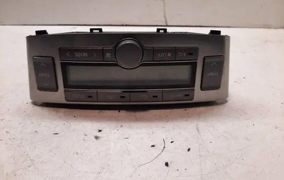 Toyota Avensis T250 Climate control unit 5590205050H 6G10106