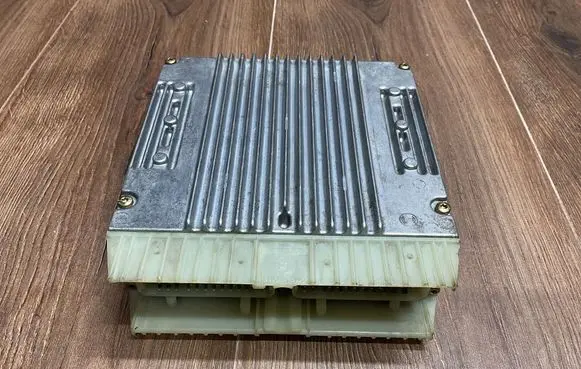 Mercedes-Benz S W140 Engine control unit/module ECU A0215452032 0215452032 0261204321