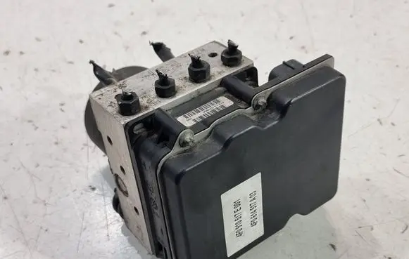 Audi A6 S6 C6 4F ABS Pump 4F0910517E001 4F0614517A03