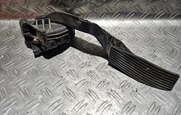 Opel Zafira A Accelerator throttle pedal 9202341 6PV00811400