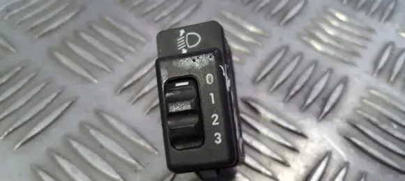 Opel Agila A Headlight level height control switch 90483063 09114998