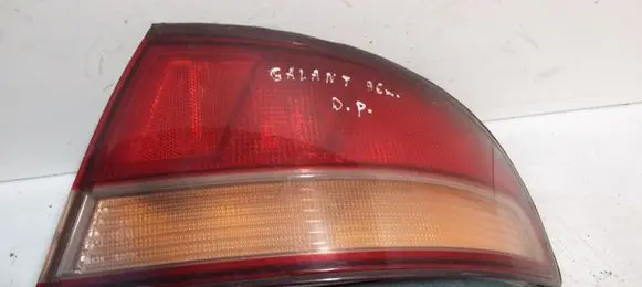 Mitsubishi Galant Rear/tail lights 0431612R