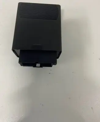 Volkswagen II LT Coolant fan relay 0165452432 05041000
