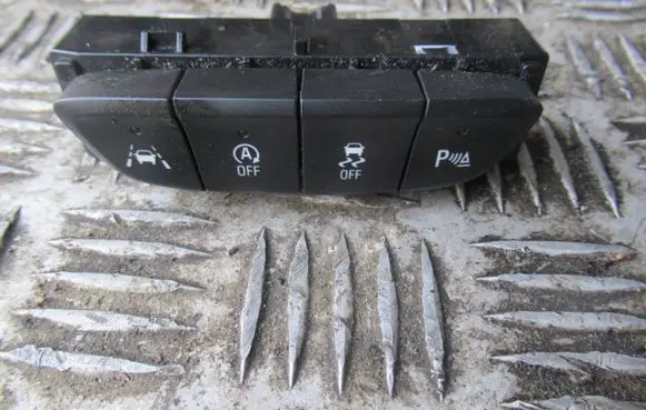 Opel Astra K Traction control (ASR) switch 39028749 544652613 193500000016