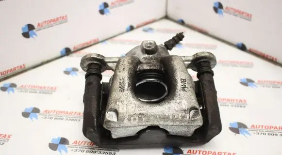 BMW 1 E82 E88 Front brake caliper