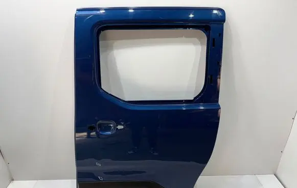 Opel Combo E Rear door 