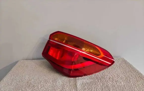 BMW X1 F48 F49 Rear/tail lights 7350712