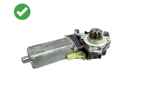 Mercedes-Benz C W203 Seat adjustment motor 0390203002 82041898 820418984