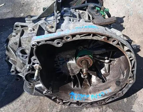 Opel Movano B Manual 6 speed gearbox