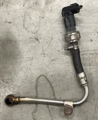 BMW 4 F32 F33 Exhaust gas pressure sensor 8507634 8370