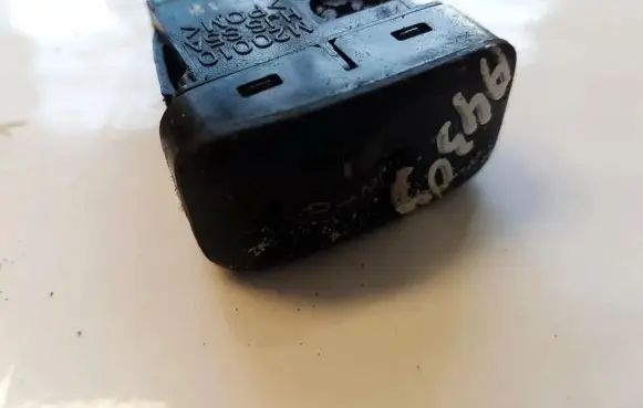 Honda CR-V Headlight level height control switch M20010
