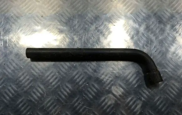 Opel Vectra C Wheel nut wrench 13107800