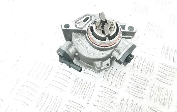 Volvo V60 Vacuum pump 9684786780