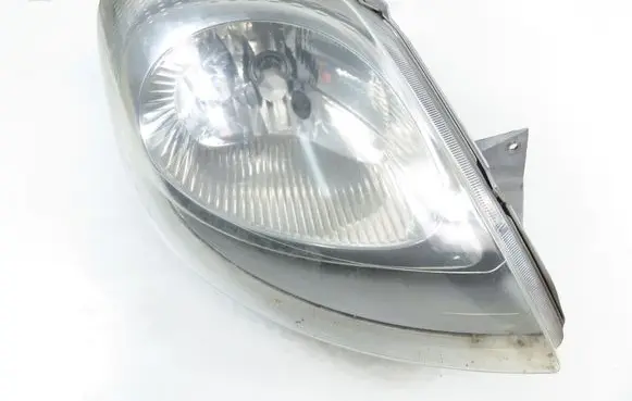 Opel Vivaro Headlight/headlamp 91165720 7700311372
