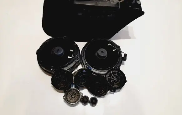 Porsche Cayman 987 Front door speaker