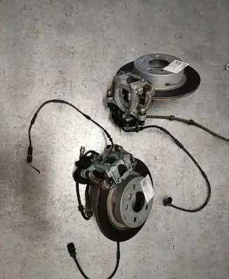 BMW 2 F45 Brake discs and calipers set 6883035