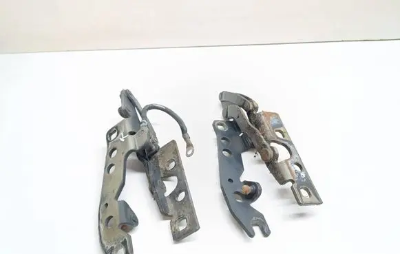 BMW X5 E53 Engine bonnet/hood hinges 8402174 8402173