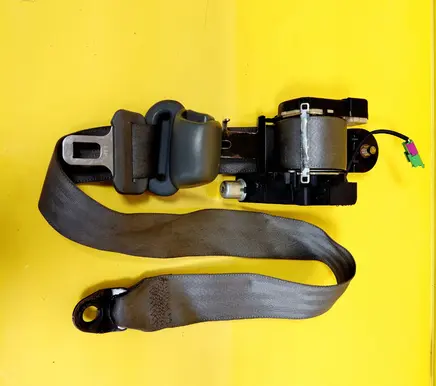 Chevrolet Nubira Front seatbelt 0433028