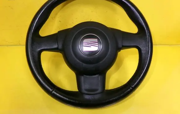 Seat Ibiza III (6L) Steering wheel 5P0419091A