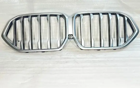 BMW X6 G06 Front bumper upper radiator grill 21454110 77481387