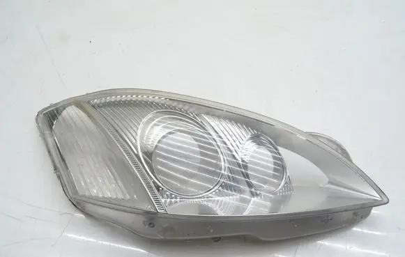 Mercedes-Benz C W204 Headlight lense 1305540544