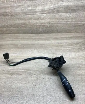 Hyundai Accent Wiper control stalk 621W0099