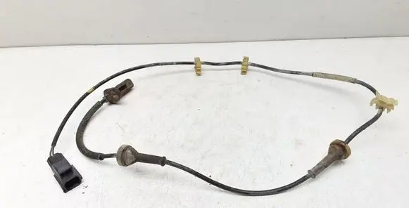 Volvo XC90 ABS brake wheel speed sensor 8634237
