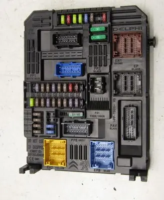 Opel Crossland X Comfort/convenience module 9819851280